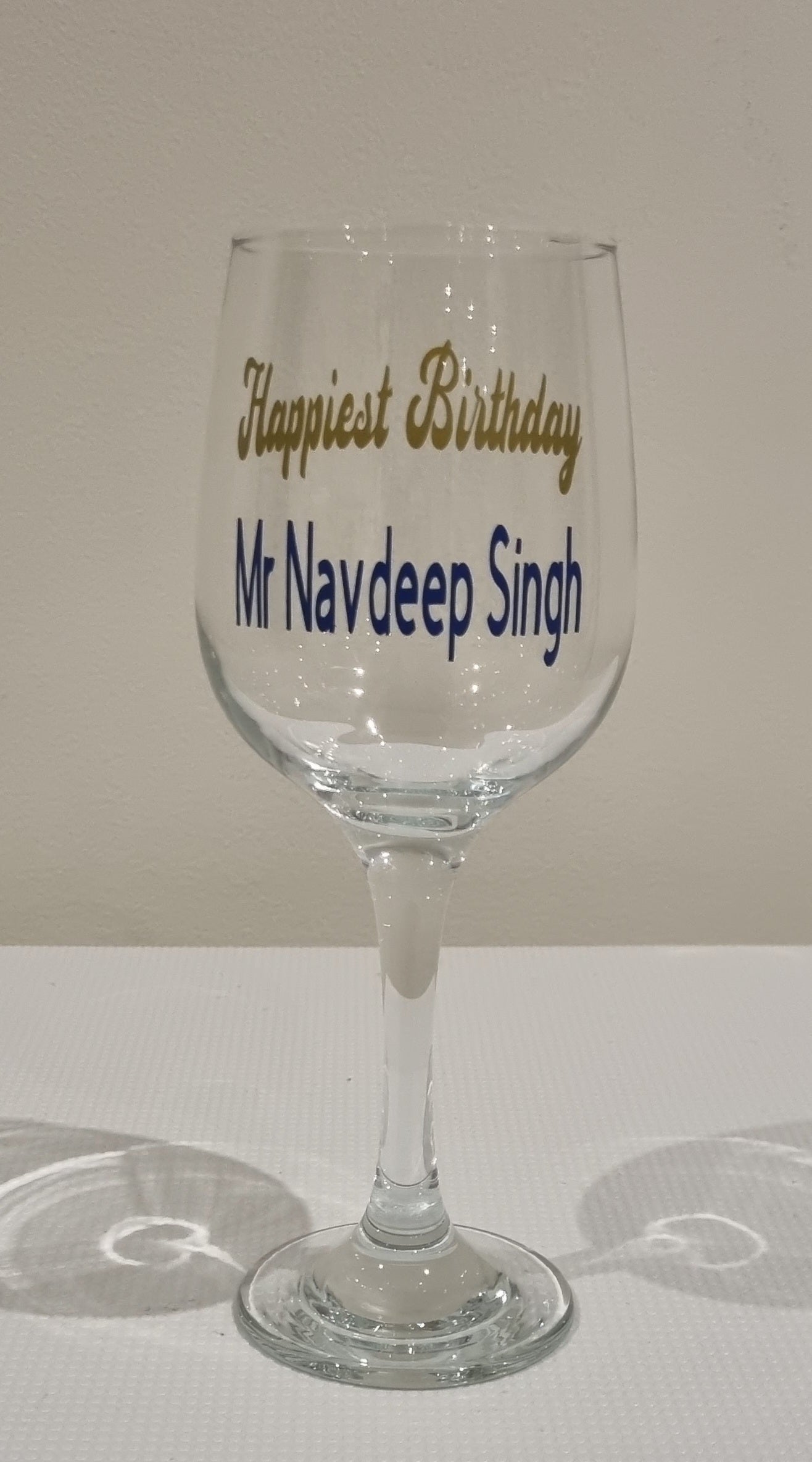 Personalised wine glass, front glass